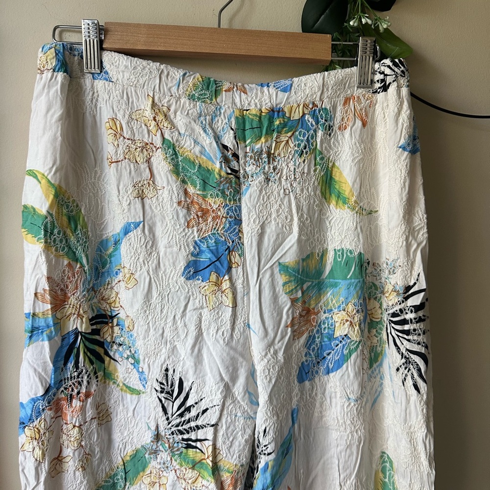 Biaggia Dolce Multicolor Floral Lace Pants - Picture 7 of 10